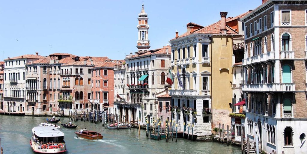 Guide de l’Assurance Voyage pour Venise : Indispensable pour les Voyageurs